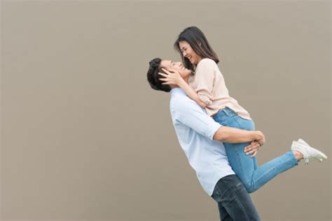 付き合う の に 慎重 な 男